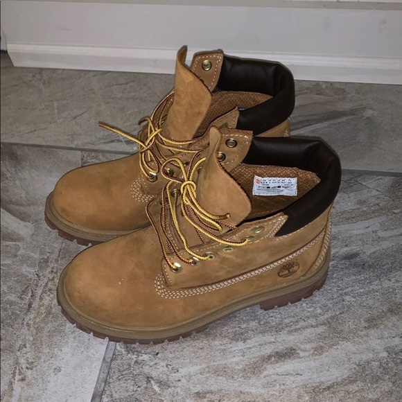 timberland boots size 2.5 - Picture 1 of 5